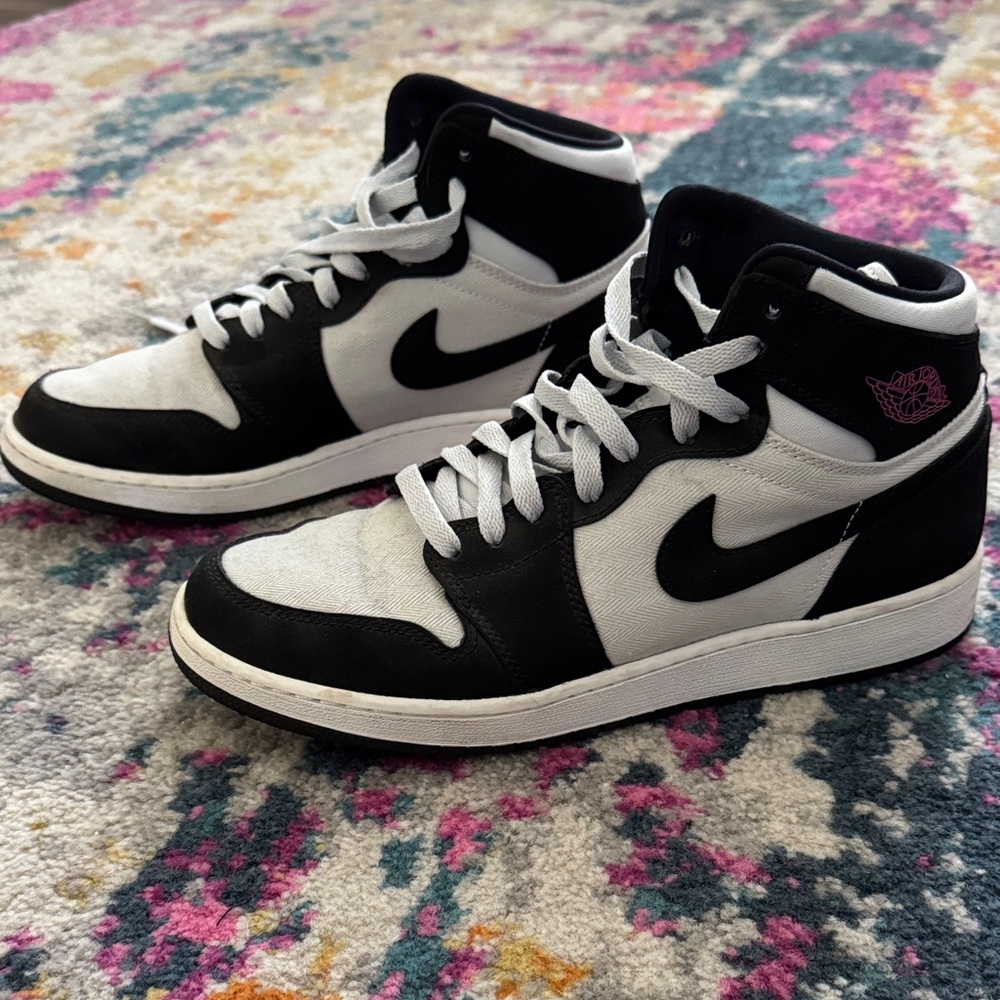 Jordan 1 Retro High - Pure Platinum Pink